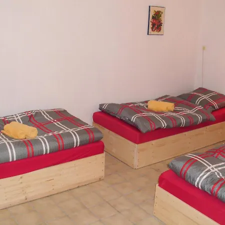 Daire Monteurwohnung 6 Personen