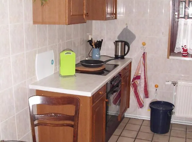 Monteurwohnung 6 Personen *